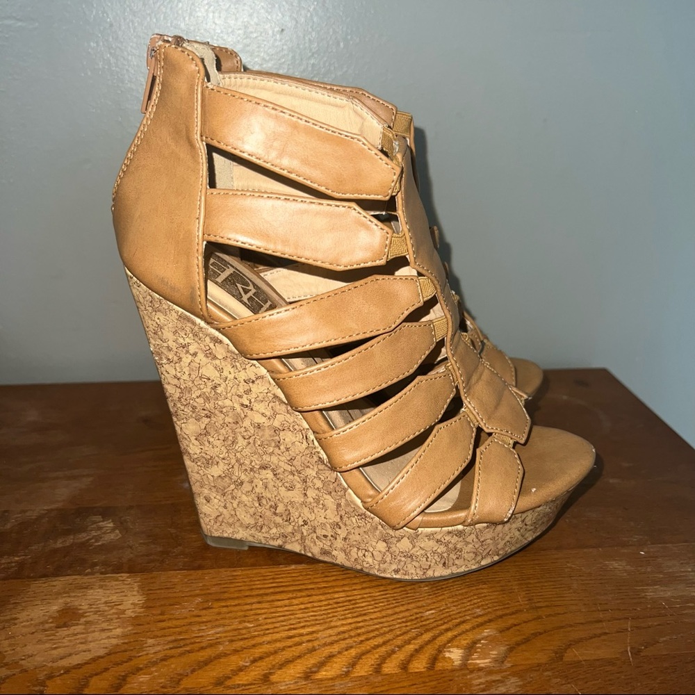 Tan wedge heel size 5.5